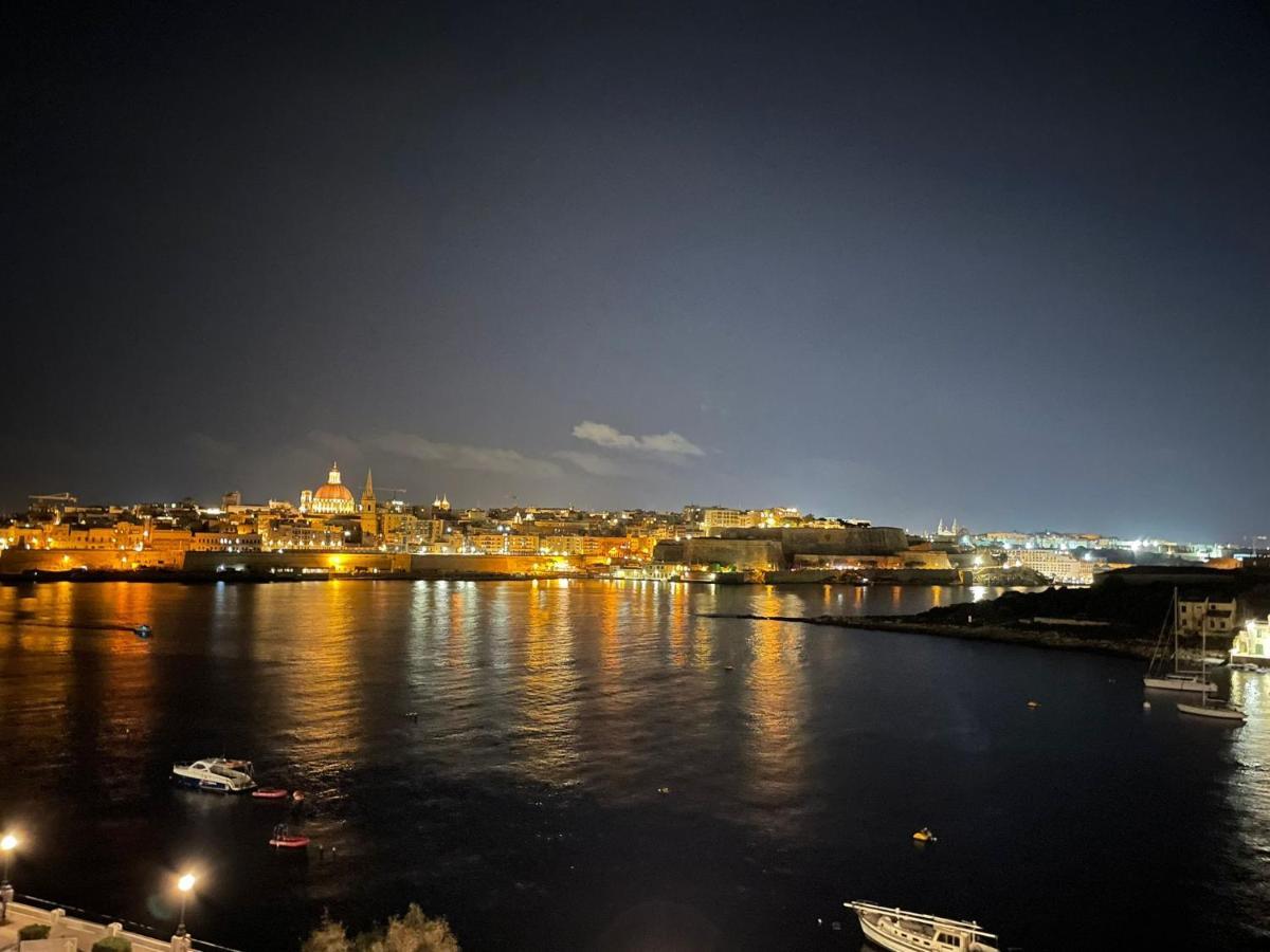 Sliema Seaview Apartment- Valletta Views - Apt 8, 49 Tigne Point Mansions מראה חיצוני תמונה