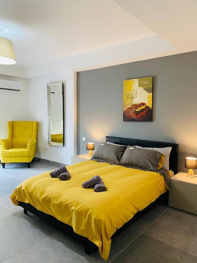 Sliema Seaview Apartment- Valletta Views - Apt 8, 49 Tigne Point Mansions מראה חיצוני תמונה