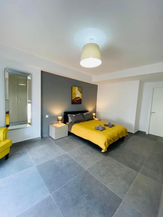 Sliema Seaview Apartment- Valletta Views - Apt 8, 49 Tigne Point Mansions מראה חיצוני תמונה